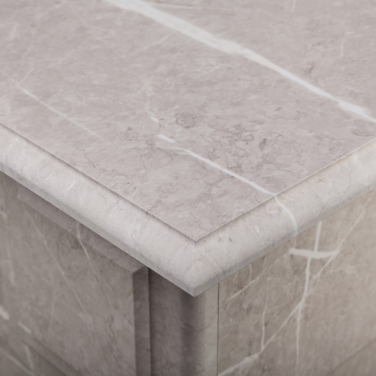 Электрокамин RealFlame  Carolina 24/25,5 WT-F714 с очагом Kendal 24