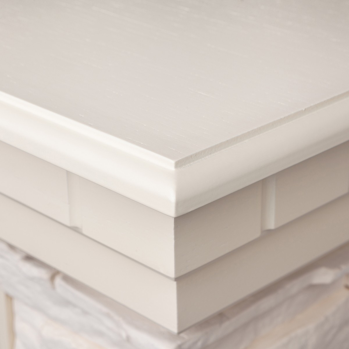 Электрокамин RealFlame Elford WT с очагом Fobos Lux Brass