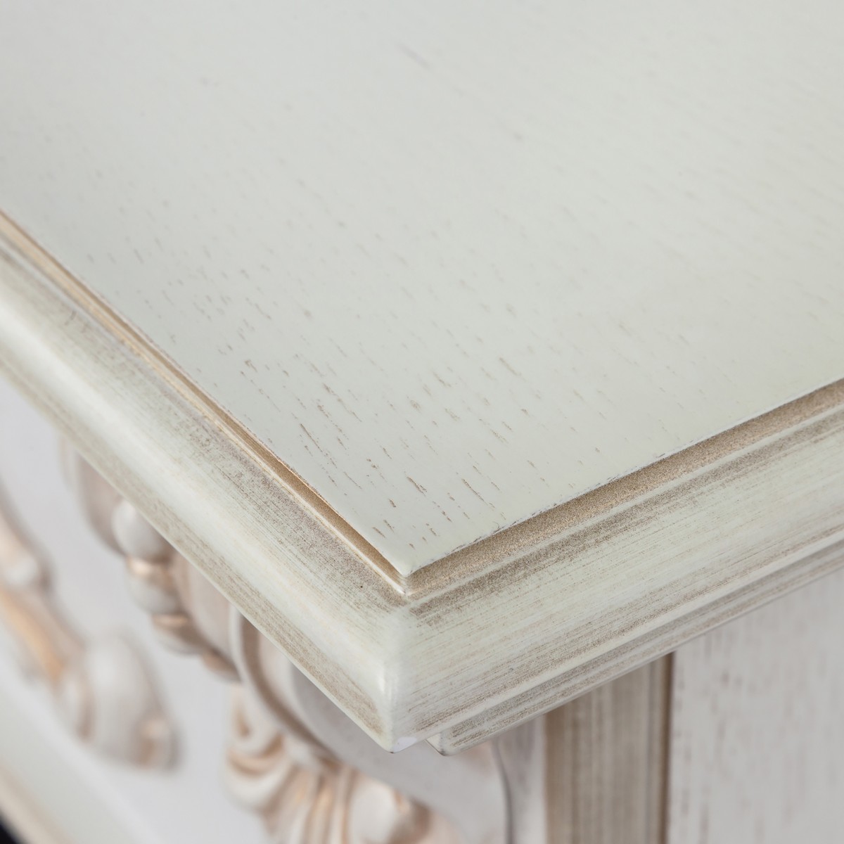 Электрокамин RealFlame  Anita WT с очагом Majestic Lux Black