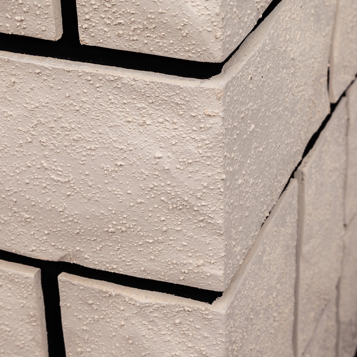 Электрокамин RealFlame  Stone 26 AO с очагом 3D Cassette 630 Black Panel