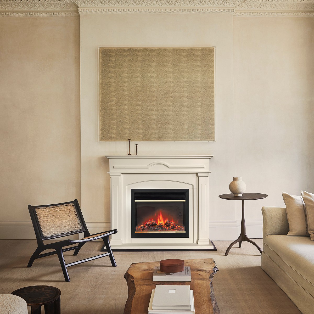 Электрокамин RealFlame  Mirra 26 WT с очагом Moonblaze Deluxe Brass