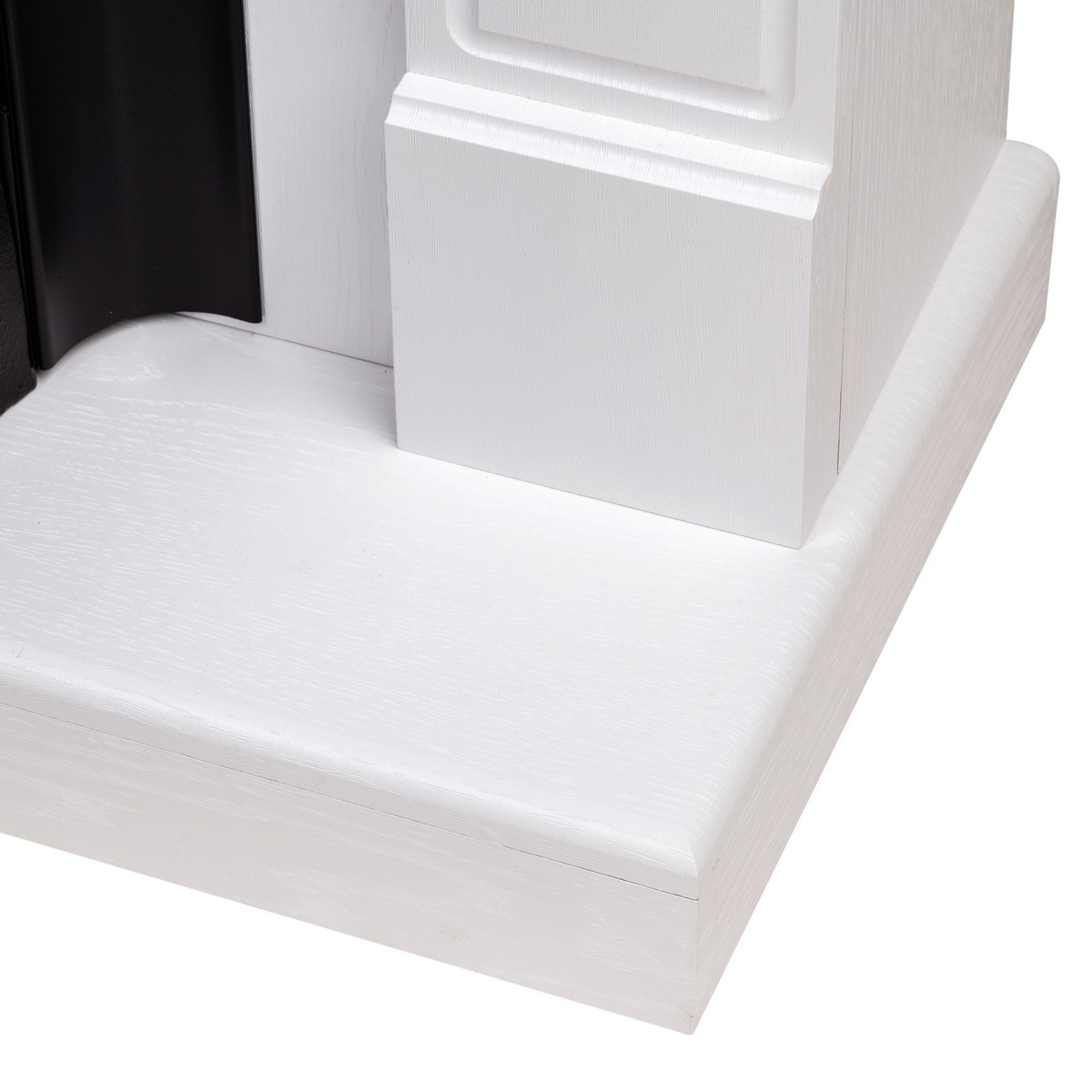 Электрокамин RealFlame  Aurora WT с очагом Majestic Lux Black RC