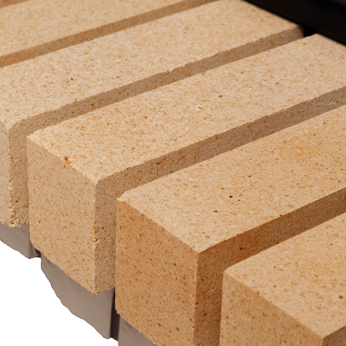 Электрокамин RealFlame Country 26 AO с очагом Moonblaze Deluxe Brass