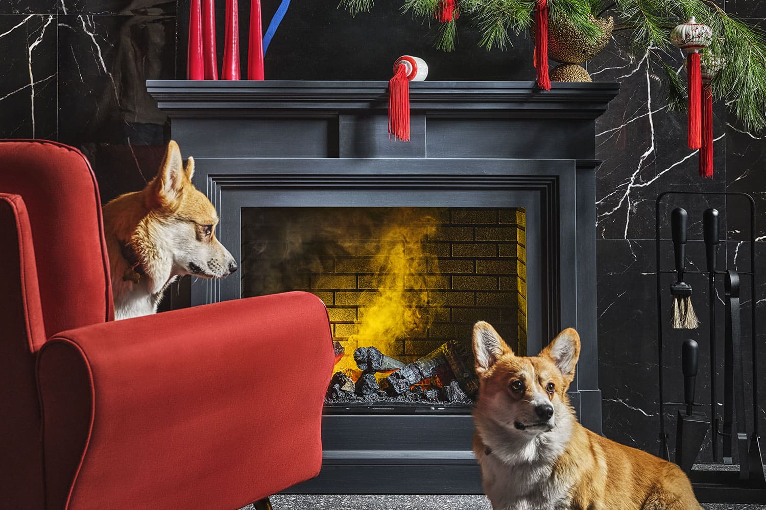 Каминокомплект Dimplex Coventry - Белый с очагом Symphony 26'' DF2608-INT