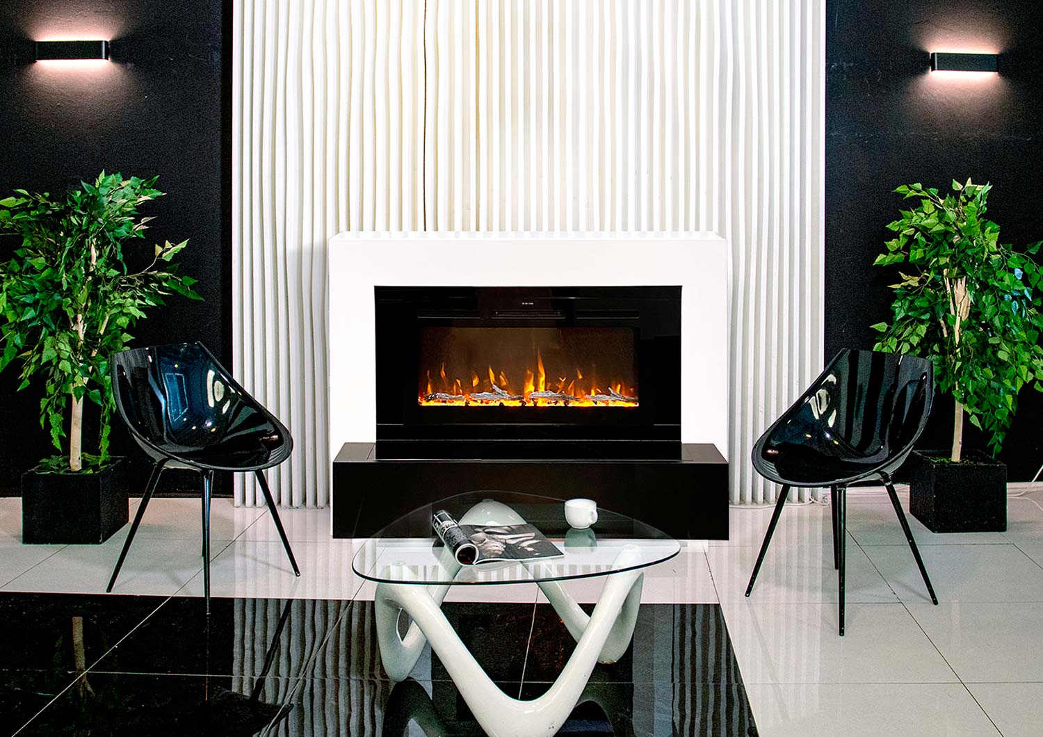 Каминокомплект Royal Flame  Sorrento - Белый дуб с очагом Majestic FX M Brass