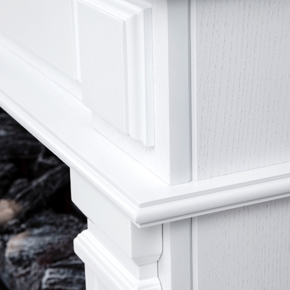 Электрокамин RealFlame Islandia CST1000 WT с очагом 3D Cassette 1000 Black Panel