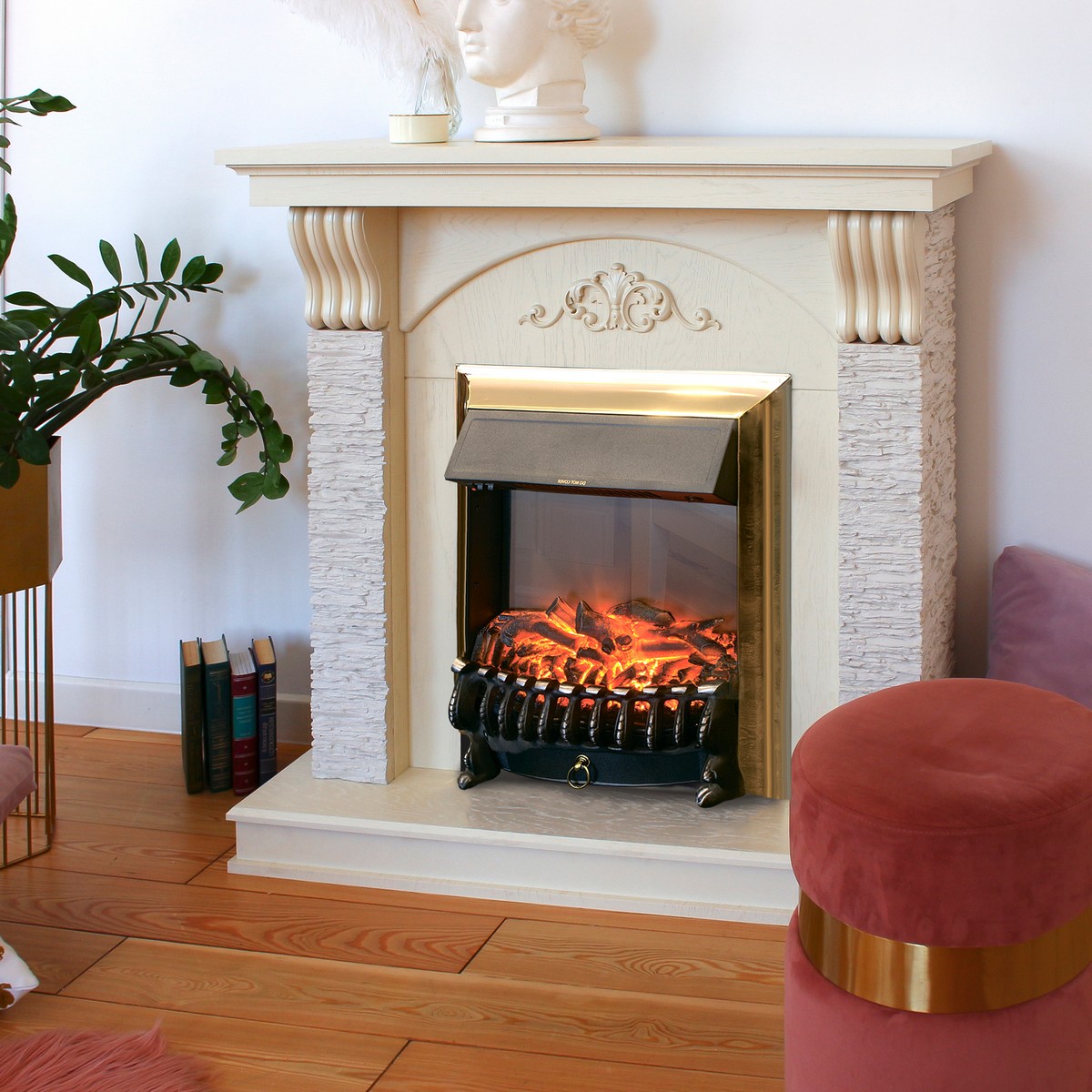 Электрокамин RealFlame  Corfino WT с очагом Fobos Lux Brass