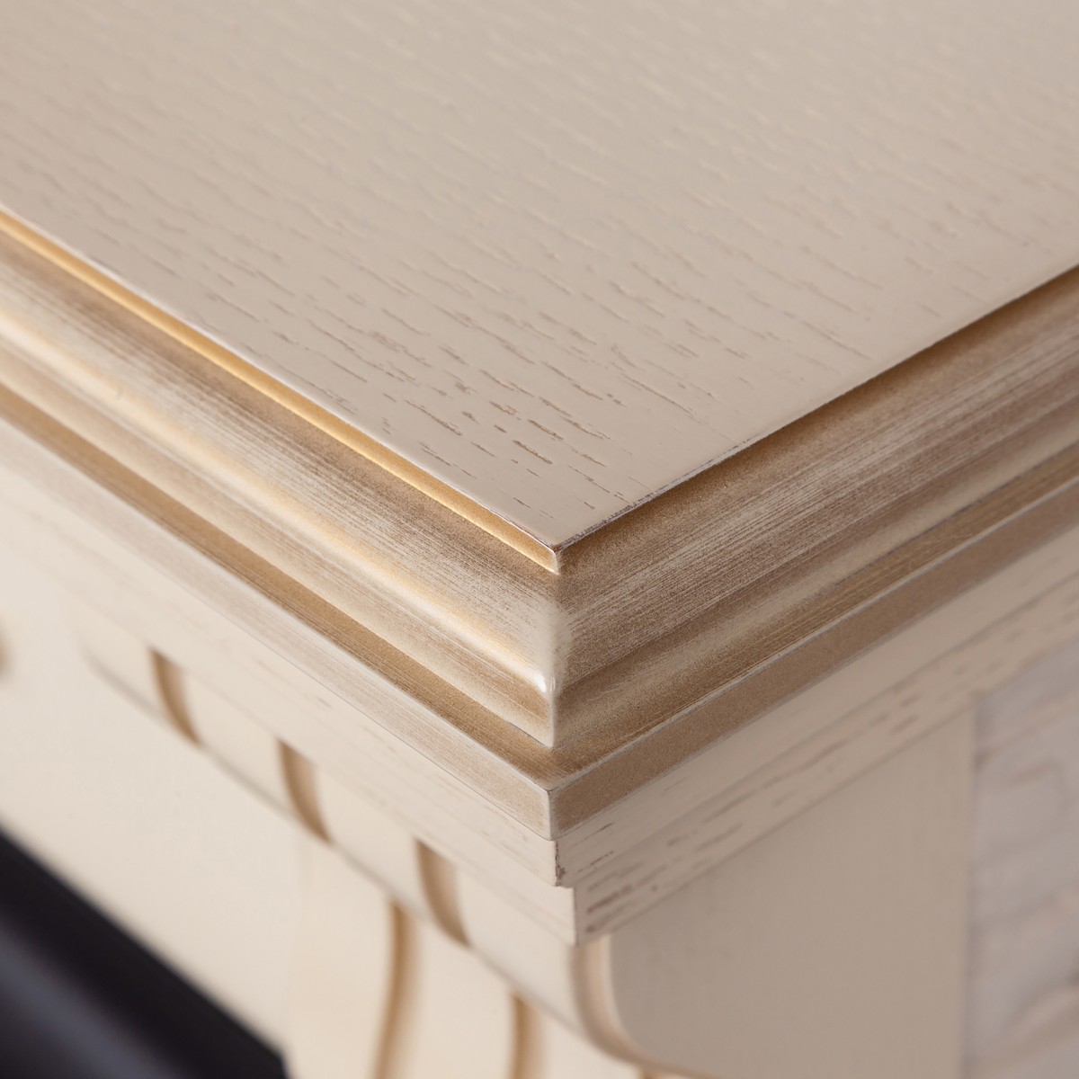 Электрокамин RealFlame  Athena WT с очагом Fobos Lux Brass