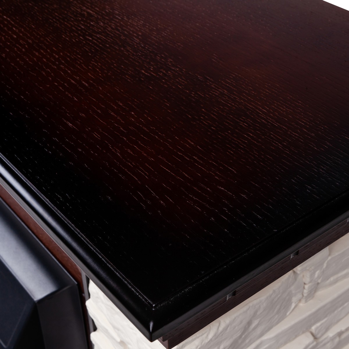 Электрокамин RealFlame Elford AO с очагом Majestic Lux Black