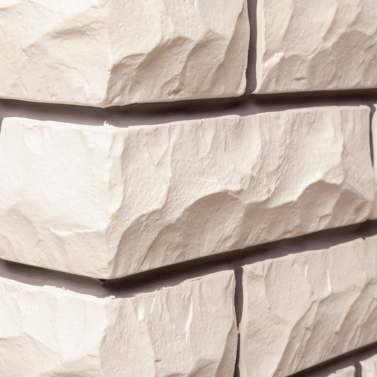 Электрокамин RealFlame Country 26 AO с очагом Moonblaze Deluxe Brass