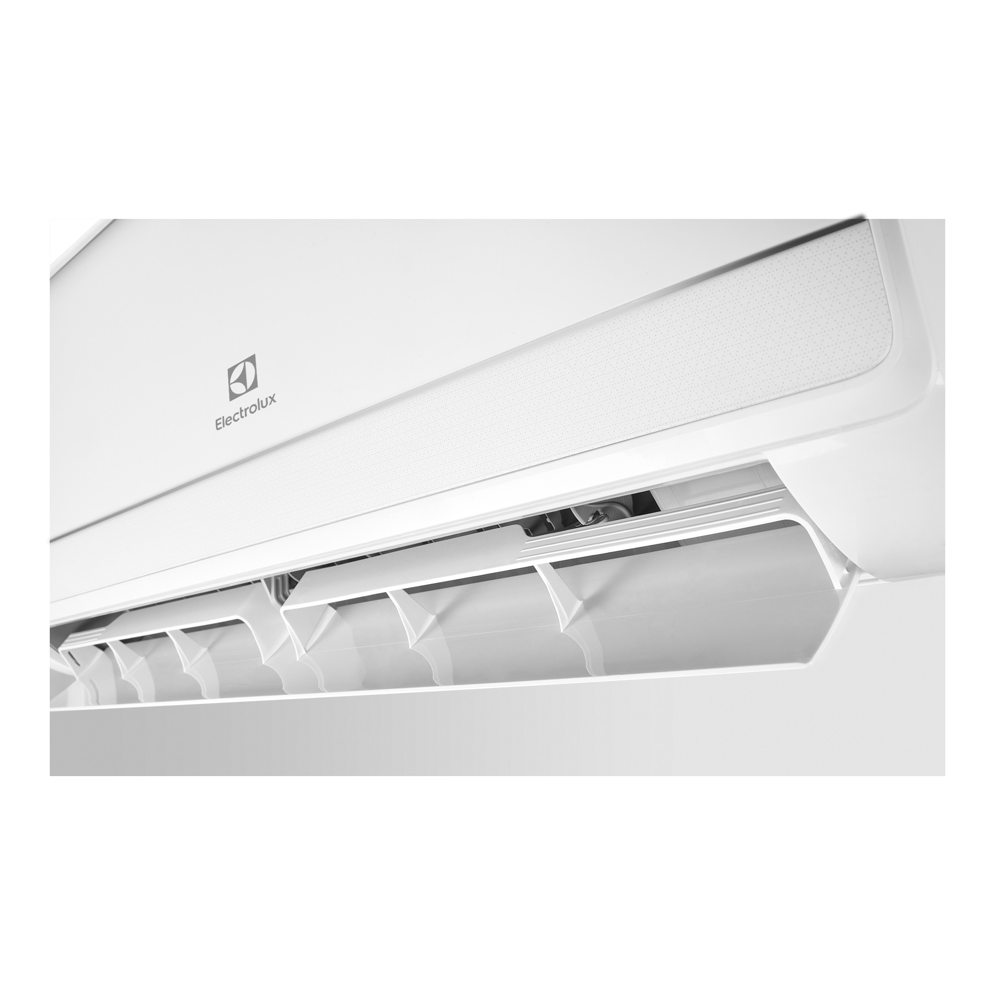 Настенная сплит-система Electrolux EACS-12HSK/N3_24Y Skandi on/off